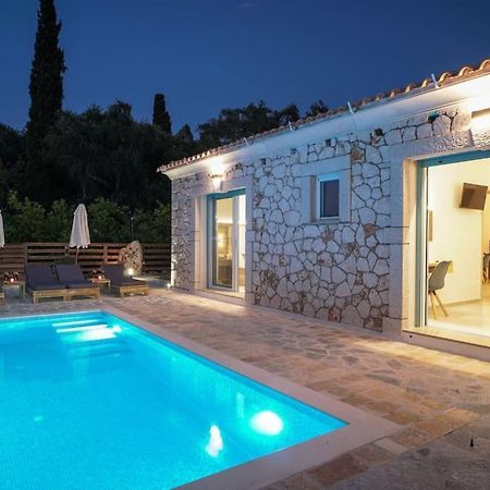 Villa Di Pietra II Liapades Eksteriør billede