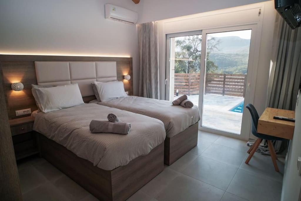 Villa Di Pietra II Liapades Eksteriør billede